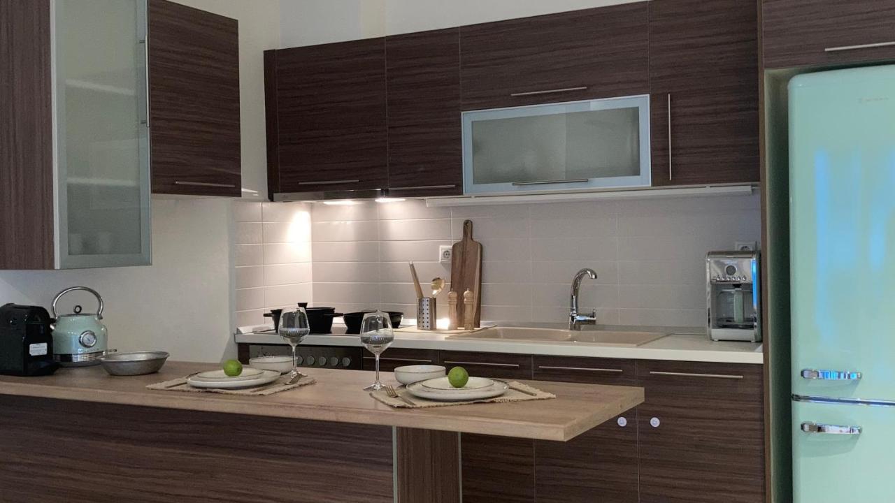 Bright Luxury Apt. Волос Екстер'єр фото